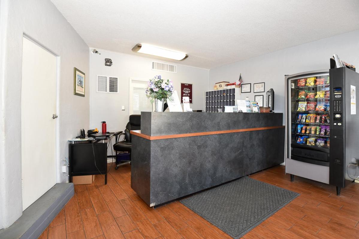 Cove Motel Oceanfront Daytona Beach Extérieur photo